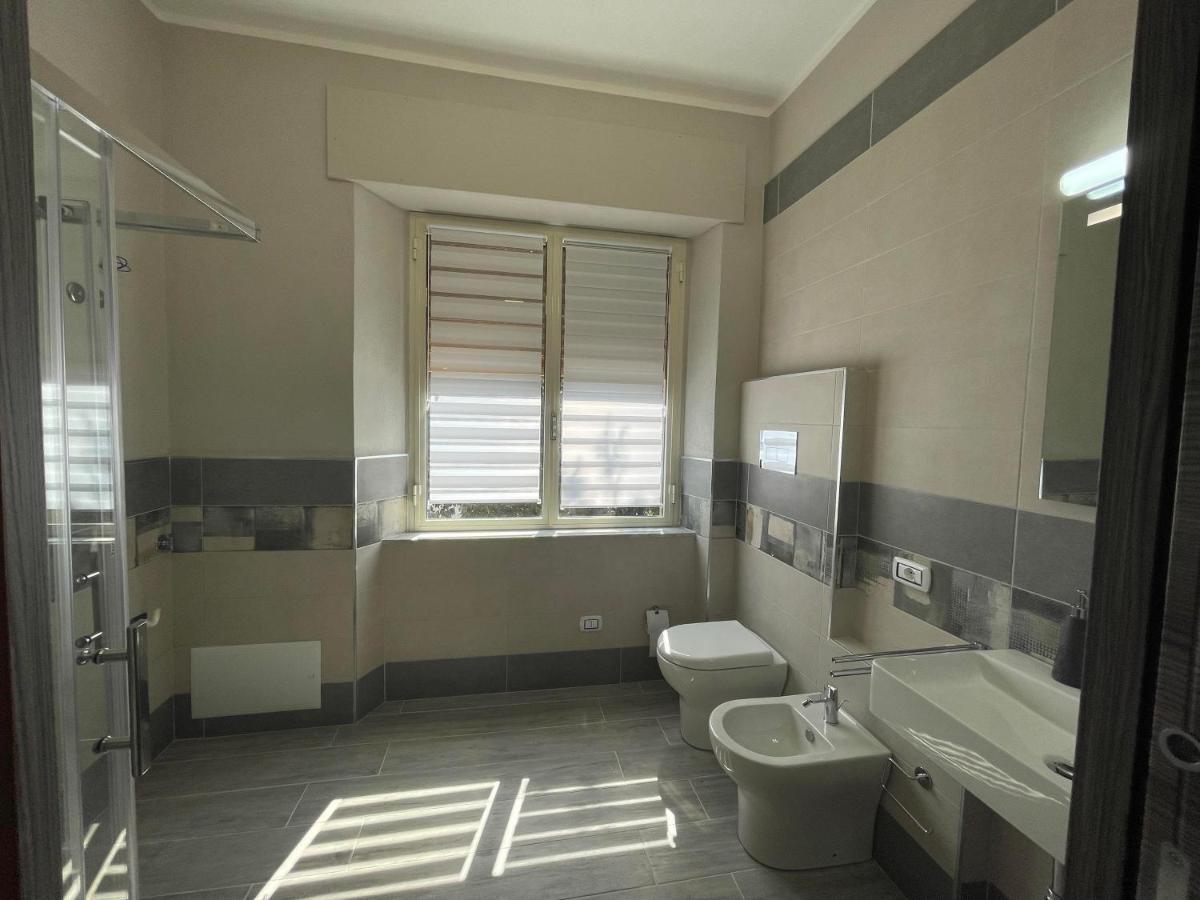 Appartamento Elegante Carbonia Bagian luar foto