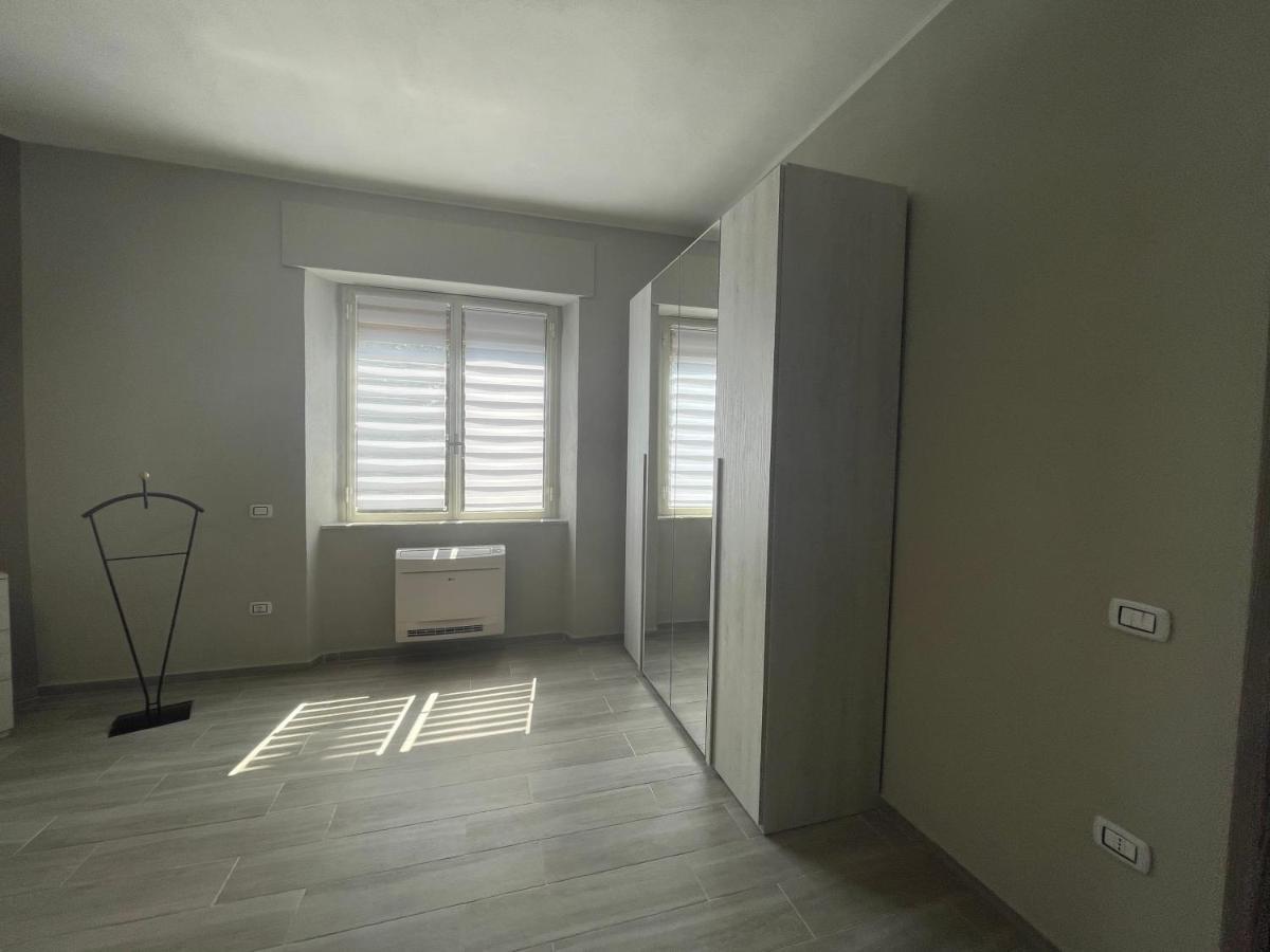 Appartamento Elegante Carbonia Bagian luar foto